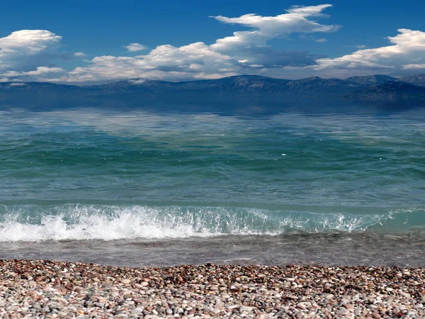 Bella Spiaggia Soleggiata Cielo Nuvoloso Sul Mar Mediterraneo — Foto Stock