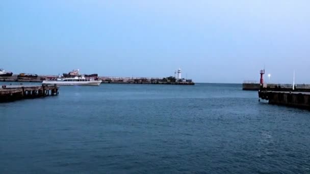 Lighthouse Commercial Port Yalta Surrounding Coastal Area Crimea — Stock Video