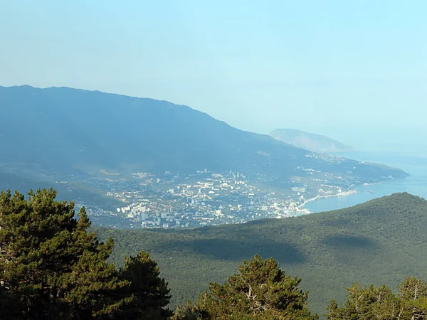 Utsikt Från Bergskedjan Till Staden Jalta Republiken Krim — Stockfoto