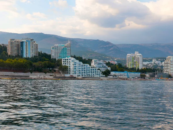 Vista Mar Sobre Edifícios Parques República Yalta Crimeia — Fotografia de Stock