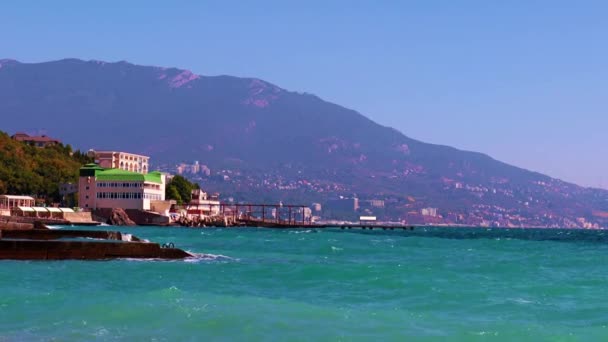Spazio Costiero Edifici Sulle Colline Yalta Repubblica Del Crimea — Video Stock