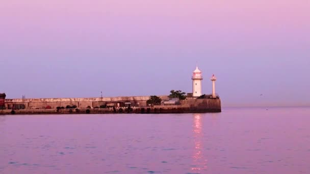 Sinal Luminoso Barragem Porto Marítimo Comercial República Yalta Crimeia — Vídeo de Stock