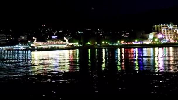 Nachtzicht Van Zee Vlak Gebouwen Commerciële Zeehaven Van Jalta Republiek — Stockvideo