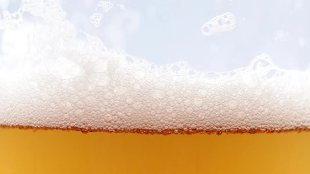 Air Bubbles Foam Surface Glass Lager — Stock Video