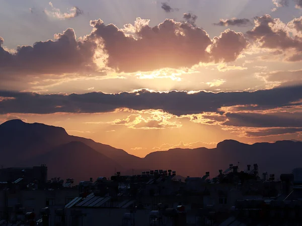 Les Rayons Soleil Couchant Les Montagnes Antalya Turquie — Photo