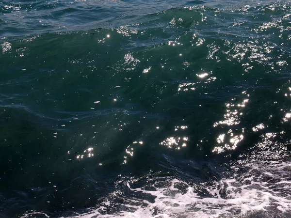 Schuim Golven Het Zeeoppervlak — Stockfoto