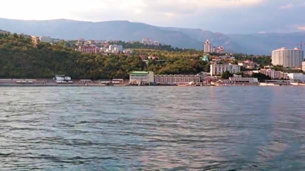 Kilátás Hajóról Tenger Partján Város Jaltai Köztársaság Krím — Stock videók