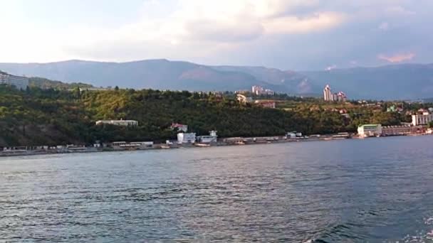 Вид Корабля Морське Узбережжя Міста Ялтинська Республіка Крим — стокове відео