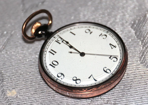 Wunderschöne Vintage Taschenuhr Aus Der Schatzkammer Des Sammlers — Stockfoto