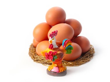 Parlak Paskalya Bayramı 'nın bir parçası olarak bir avuç yumurta.