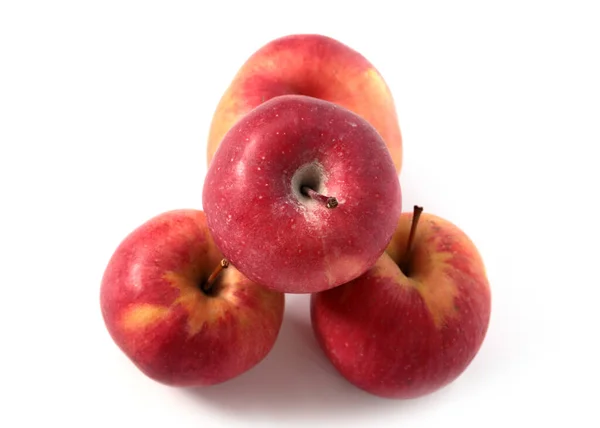 一堆成熟的新鲜苹果作为农作物的一种成分 — 图库照片