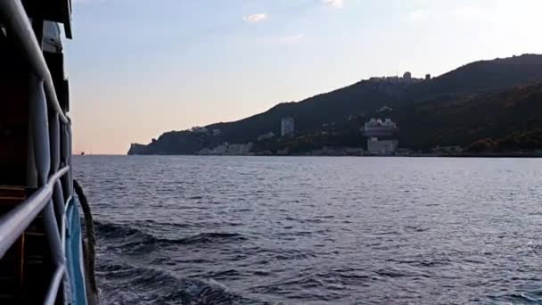 Vista Desde Barco Ciudad Yalta República Crimea — Vídeo de stock