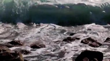 Aktif bir dinlenme yeri olarak deniz kıyısı dalgaları