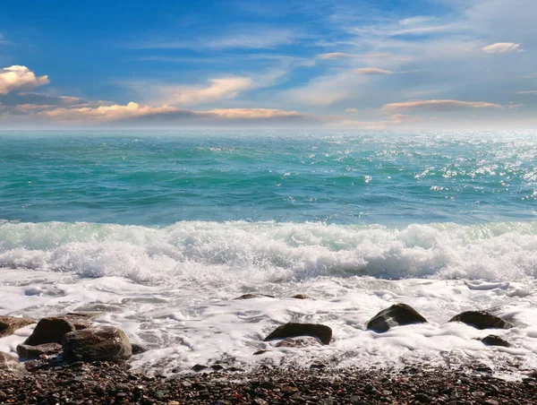 Красивий Морський Пляж Активного Відпочинку Хмарного Неба — стокове фото