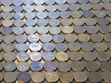 Ticaret sisteminin bir parçası olarak Rus rublesi metal paralar