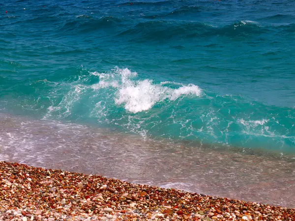 Ondas Pequenas Costa Mar Durante Uma Tempestade Fraca — Fotografia de Stock