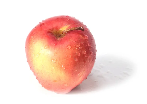 Hermosa Manzana Roja Madura Con Gotas Agua Clara —  Fotos de Stock