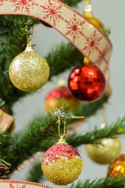 Noel ağacı süslemesi