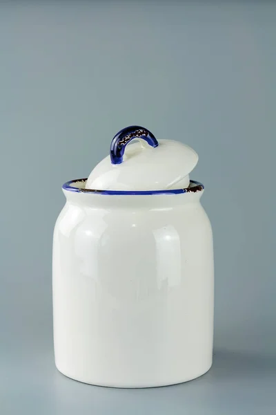 Porcelain jar for storing spice. — Stock Photo, Image