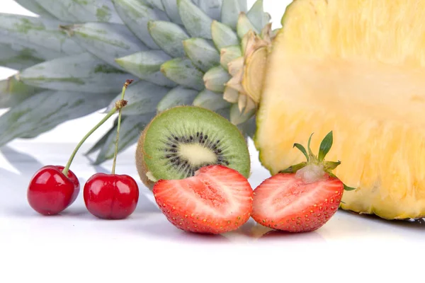 Variação Frutas Frescas Saudáveis Sobre Fundo Branco Fotos De Bancos De Imagens