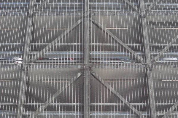 Modern urban parking garage — Stock Photo, Image
