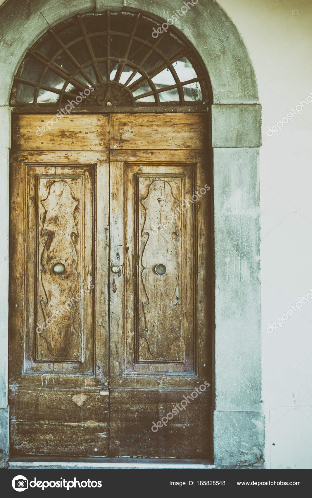 Old Wooden Door Arc Shaped Stock Photo C J0ycem 185828548