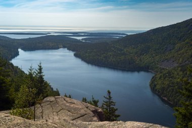 Dağ Acadia Milli Parkı'nda üstünden görüntülemek