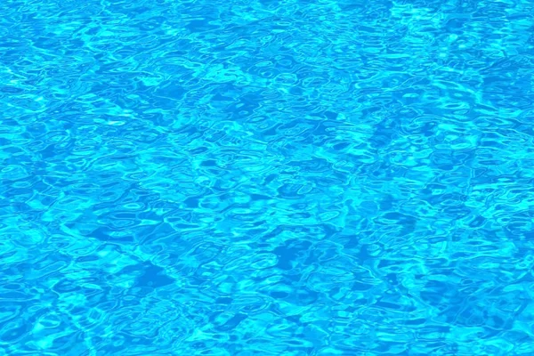 Schwimmbad, Wasserrückwand — Stockfoto
