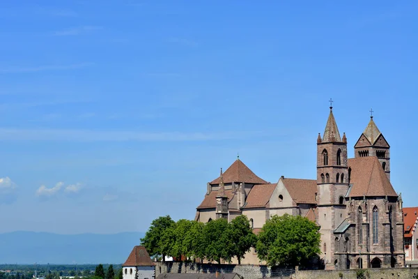 Oude kathedraal in Breisach, Duitsland — Stockfoto