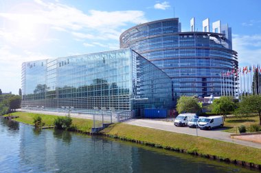 Strazburg, Fransa 'daki Avrupa parlamentosu binası