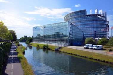 Strazburg, Fransa 'daki Avrupa parlamentosu binası