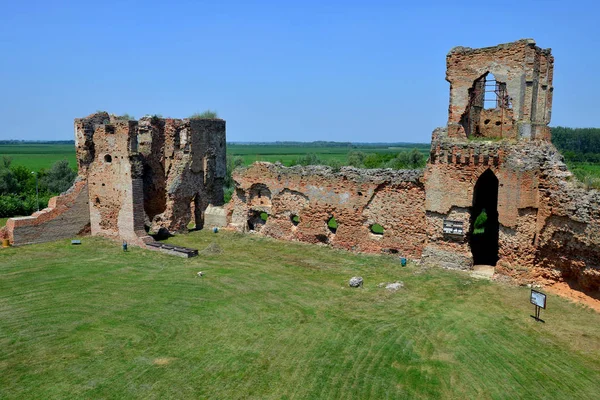 Eski ortaçağ kalesi Bac harabeleri, Sırbistan — Stok fotoğraf