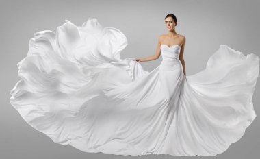 Kadın beyaz elbise, moda Model uzun ipek elbise, kumaş, bez çırpınan uçan sallayarak