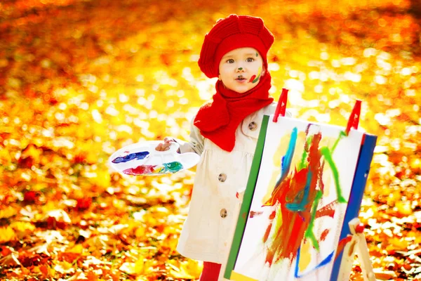 Autumn Child Painting Art Picture, Kid Artist Drawing Fall Leaves — Stock Photo, Image