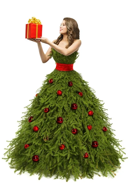 Vestido de Árvore de Natal, Mulher segurando caixa de presente presente, Vestido de Ano Novo Modelo de Moda — Fotografia de Stock