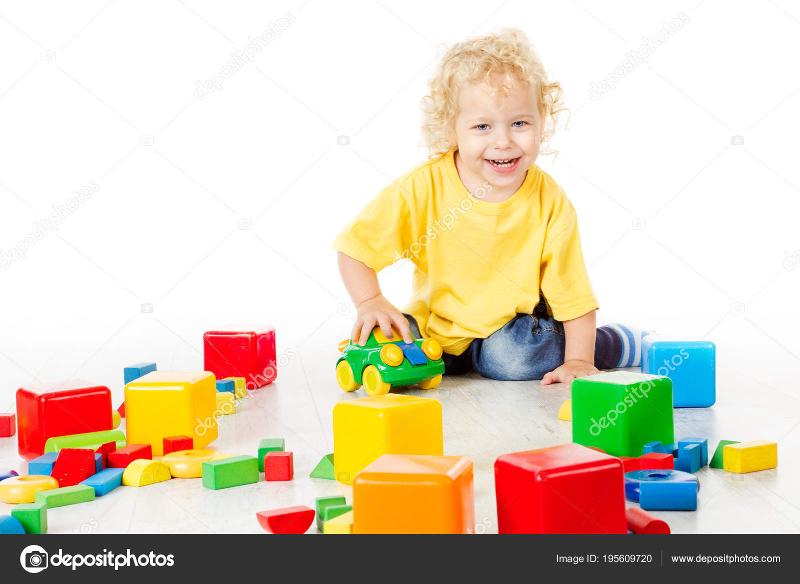 baby building bricks