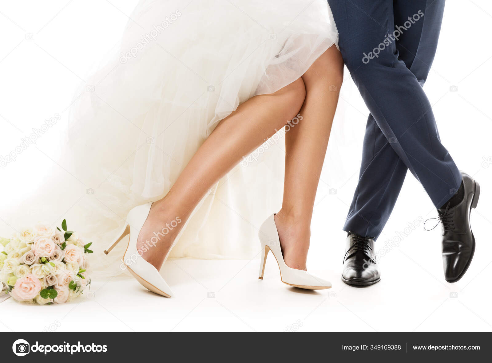 Wedding Couple Legs Bride Groom Shoes Flowers White Bridal Fashion Stock  Photo By ©Inarik 349169388