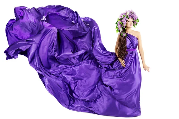 Femme Couronne Lilas Robe Pourpre Soie Flottant Sur Victoire Belle — Photo