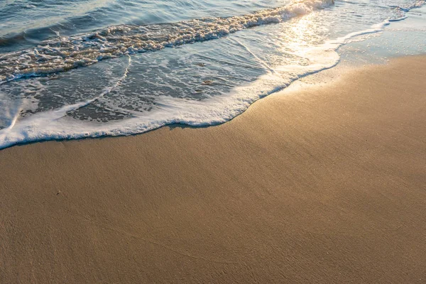 Våt Strand Sand Och Tidvatten — Stockfoto