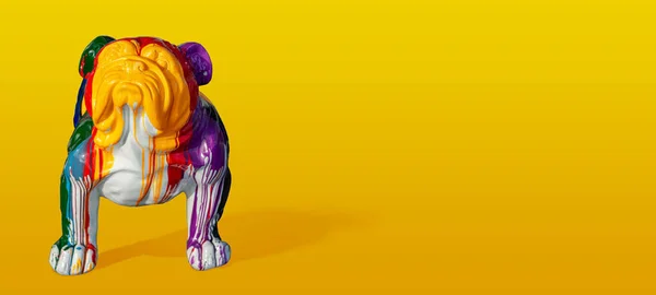 Figura Perro Blanco Cubierta Salpicaduras Pintura Sobre Fondo Amarillo —  Fotos de Stock