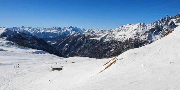 Valtournenche – informacje dla narciarzy — Zdjęcie stockowe