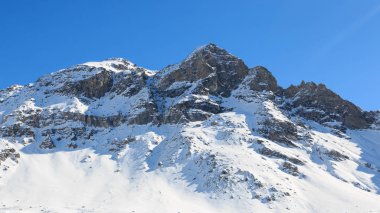 Alp manzarasının güzel manzarası - Valtournenche