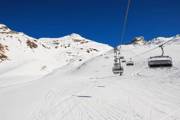 Valtournenche 滑雪斜坡 — 图库照片