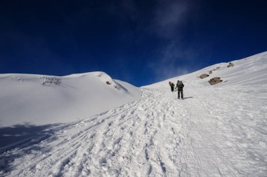 Piazzo - alps Orobie tepesine doğru dağcıların
