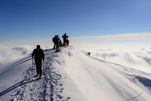 Альпинисты Вершине Пьяццо Альпы Orobie — стоковое фото
