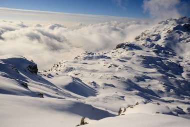 Piazzo - Orobie Alps tepesinden kış panorama