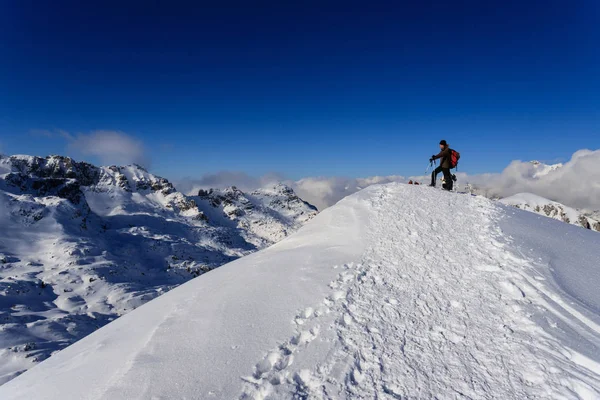 Piazzo 阿尔卑斯 Orobie 上的登山运动员 — 图库照片