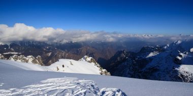 Piazzo - Orobie Alps tepesinden kış panorama