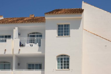 Menorca tipik beyaz evler - Balear Adaları