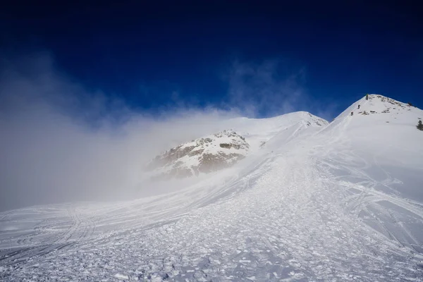 美丽的风景 雪山覆盖 — 图库照片